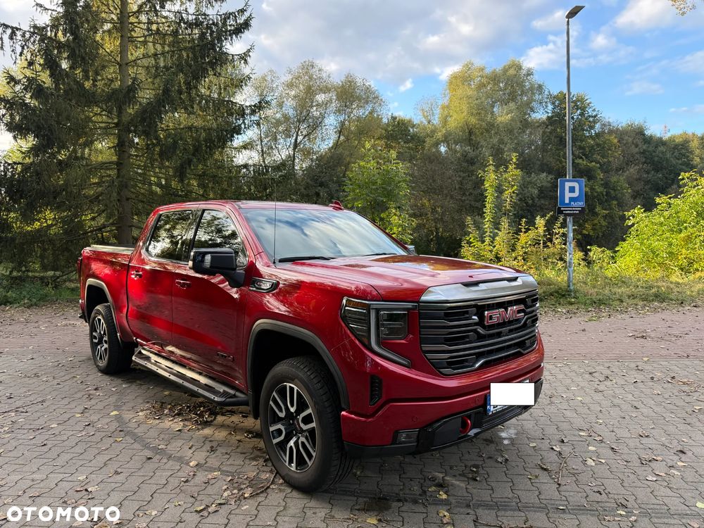 GMC Sierra - 2