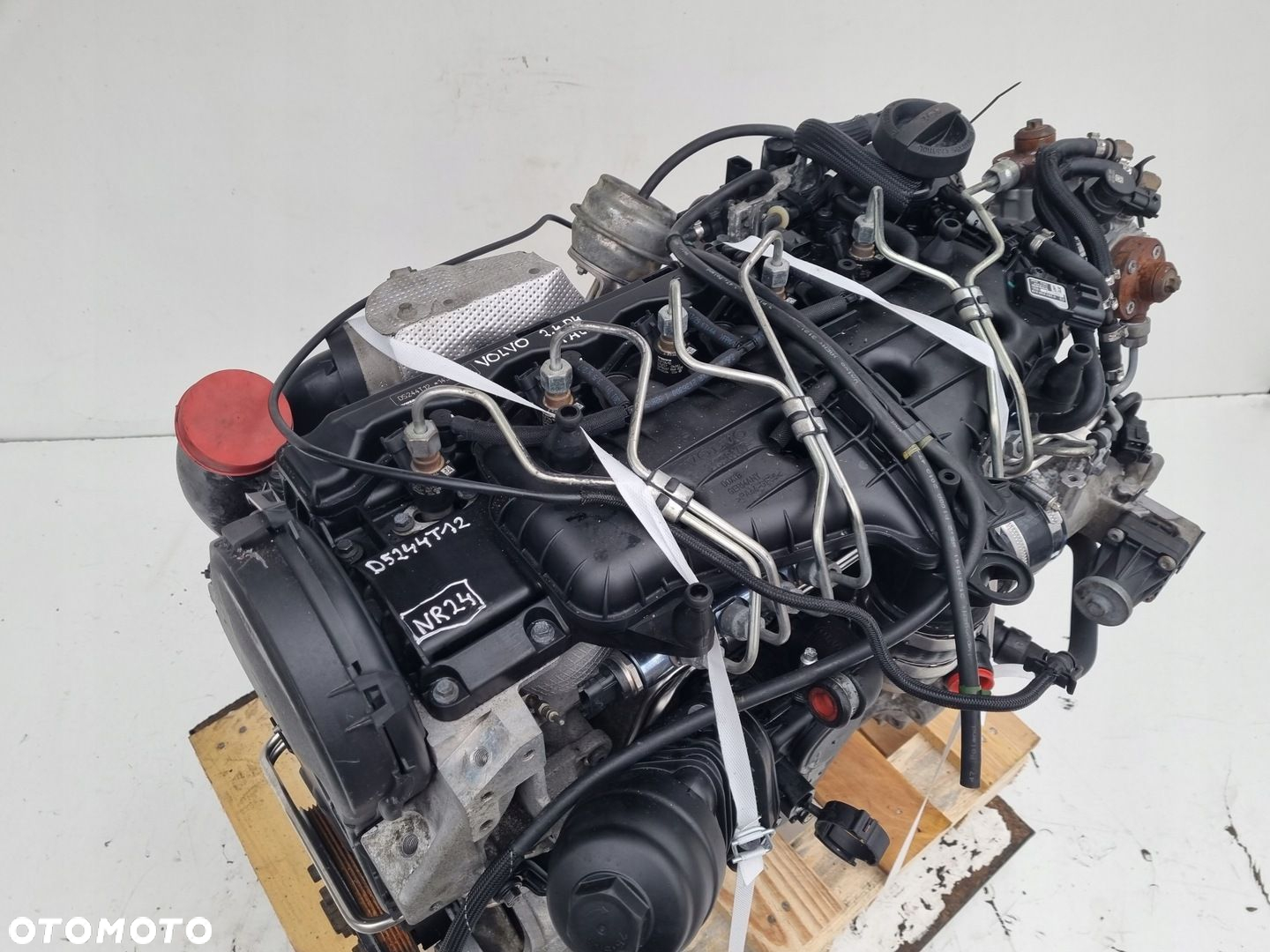 SILNIK KOMPLET Volvo XC60 I 2.4 D4 181KM BI TURBO pali 139tyś D5244T12 - 8