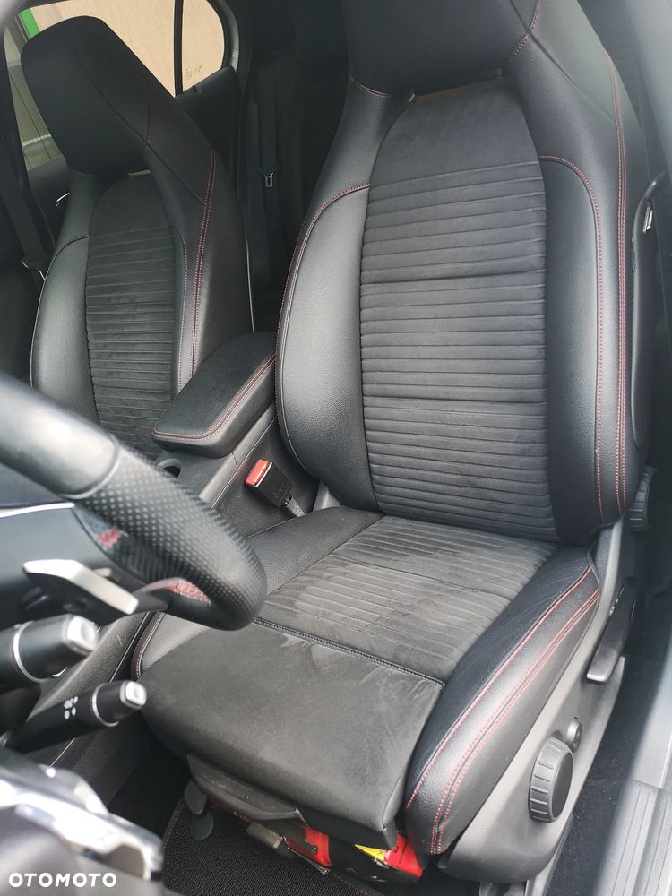 Mercedes-Benz GLA 220 4-Matic - 18