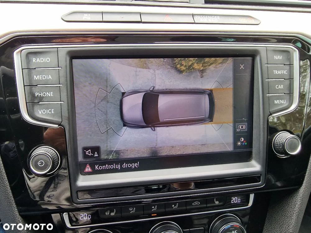 Volkswagen Passat Variant 2.0 TDI Bi-Turbo BMT 4Mot Highline DSG - 25