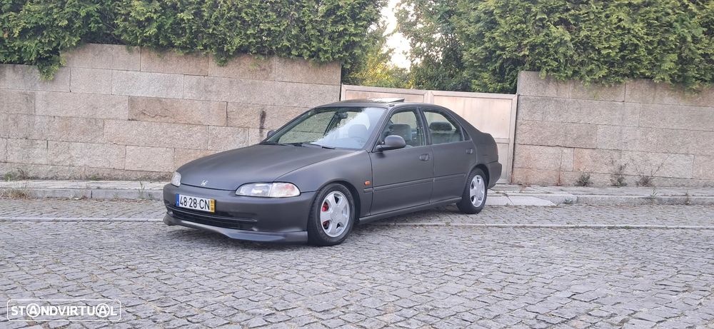 Honda Civic 1.6 ESi - 2