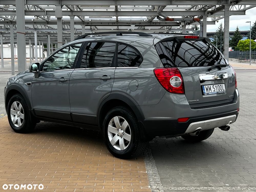 Chevrolet Captiva - 11