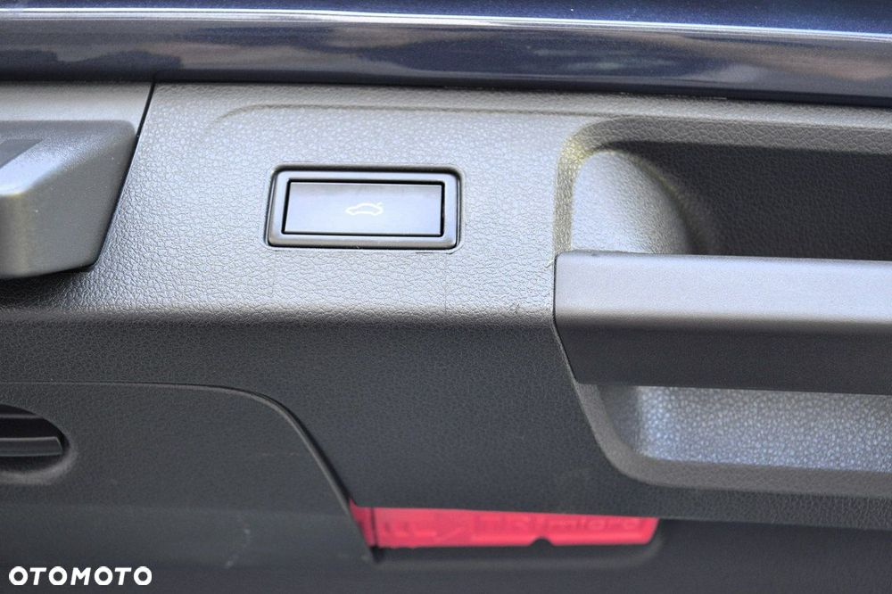 Volkswagen Passat - 16
