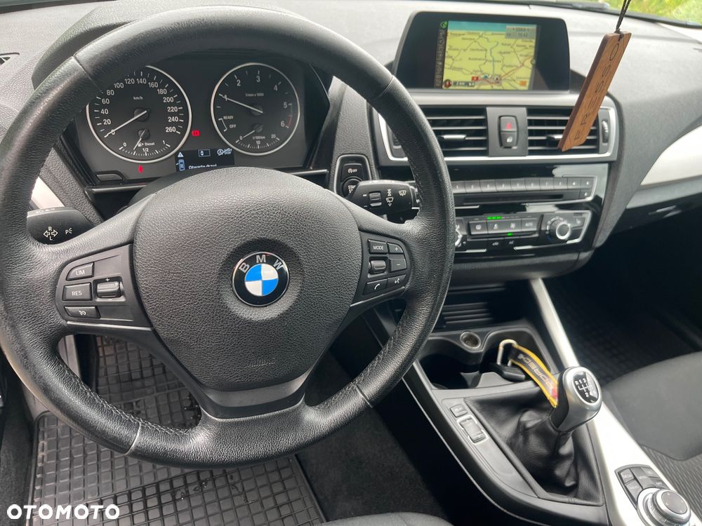 BMW Seria 1 - 11