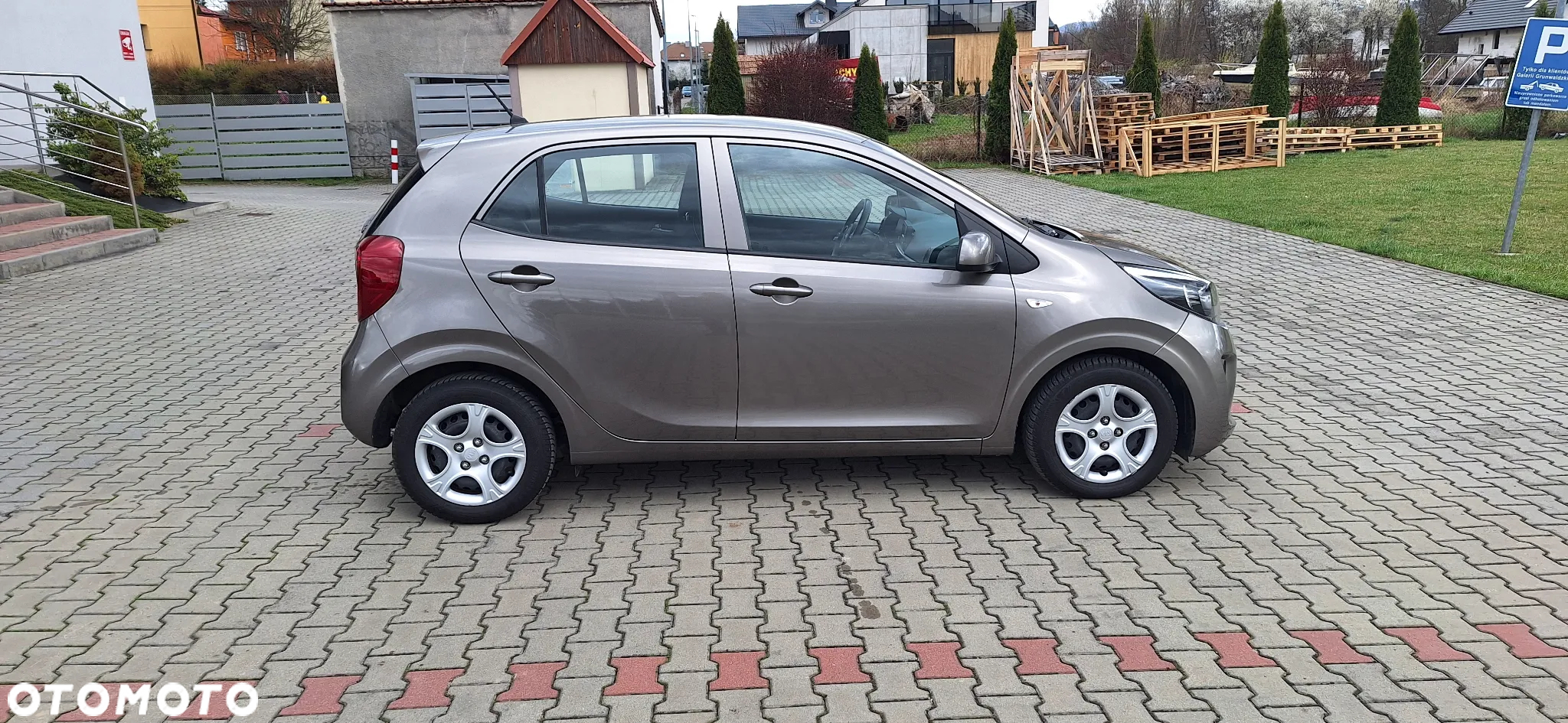 Kia Picanto - 17