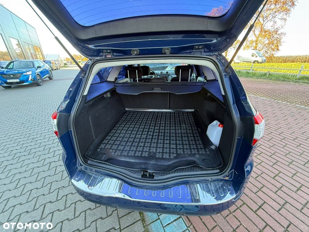 Ford Mondeo - 11