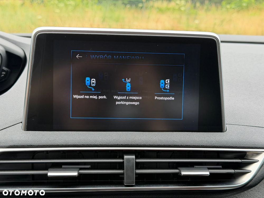 Peugeot 5008 BlueHDI 130 Allure Business-Paket - 32