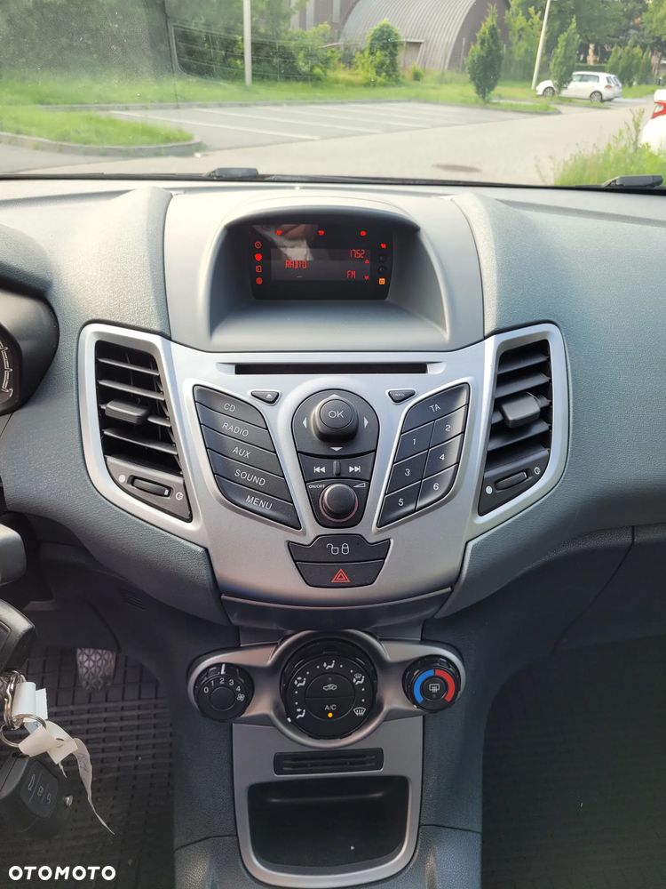 Ford Fiesta 1.25 Viva - 13