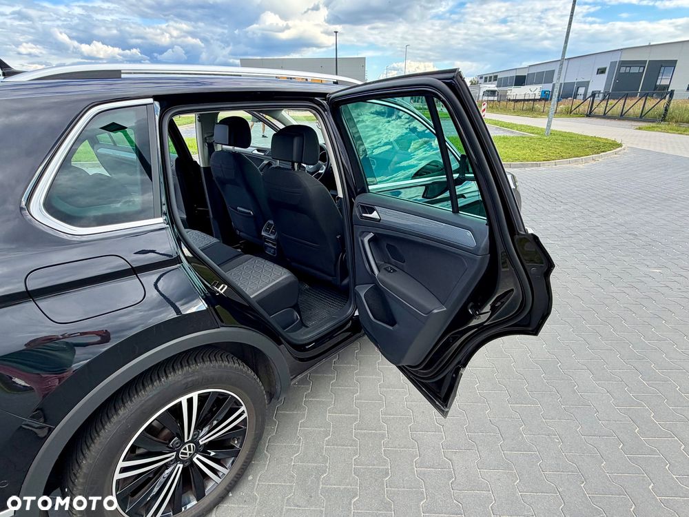 Volkswagen Tiguan - 33