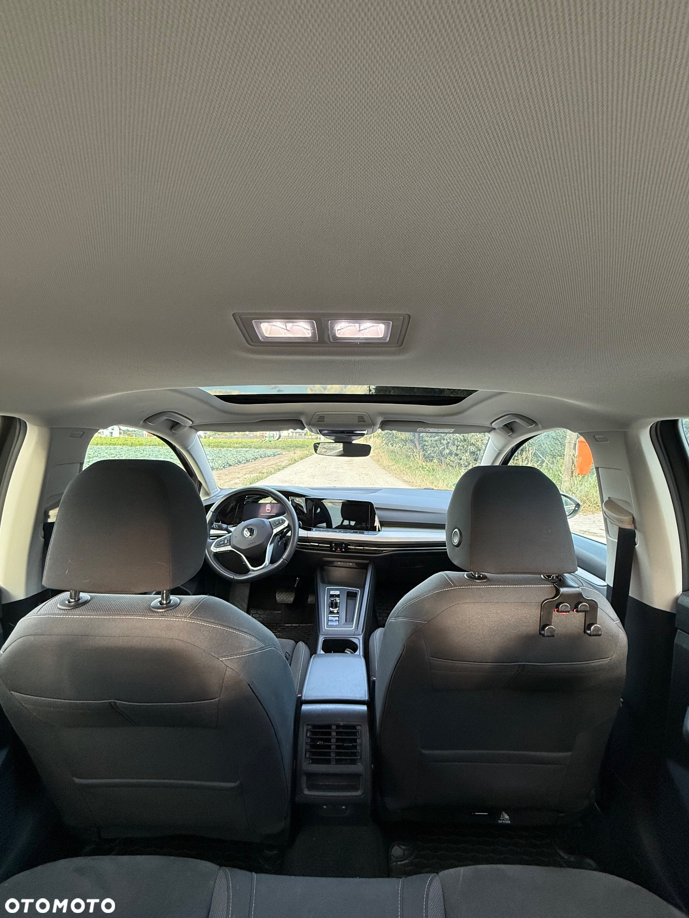 Volkswagen Golf 2.0 TDI SCR DSG Life - 24