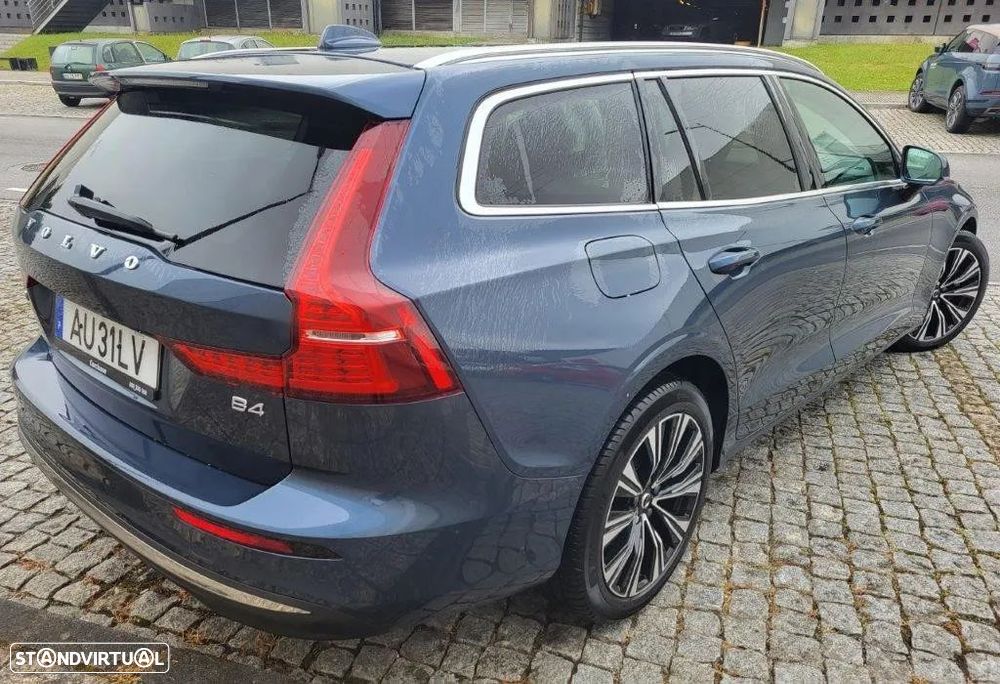 Volvo V60 2.0 B4 Plus Bright Auto - 18