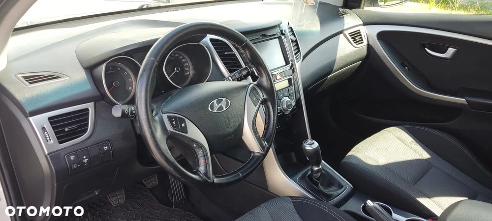 Hyundai i30 i30cw 1.4 Fifa World Cup Edition - 10