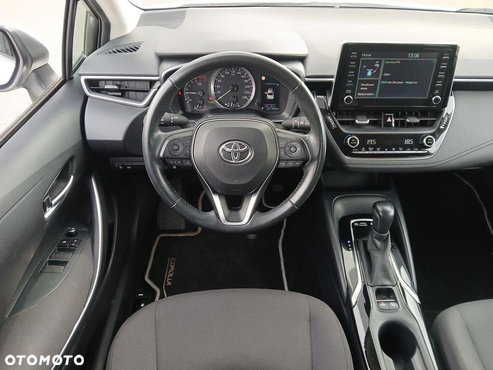 Toyota Corolla 1.8 Hybrid Comfort - 23