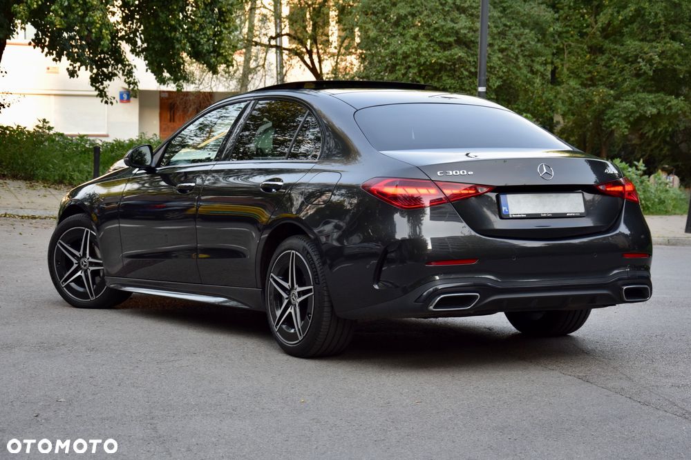 Mercedes-Benz Klasa C 300 e PHEV 4-Matic AMG - 8