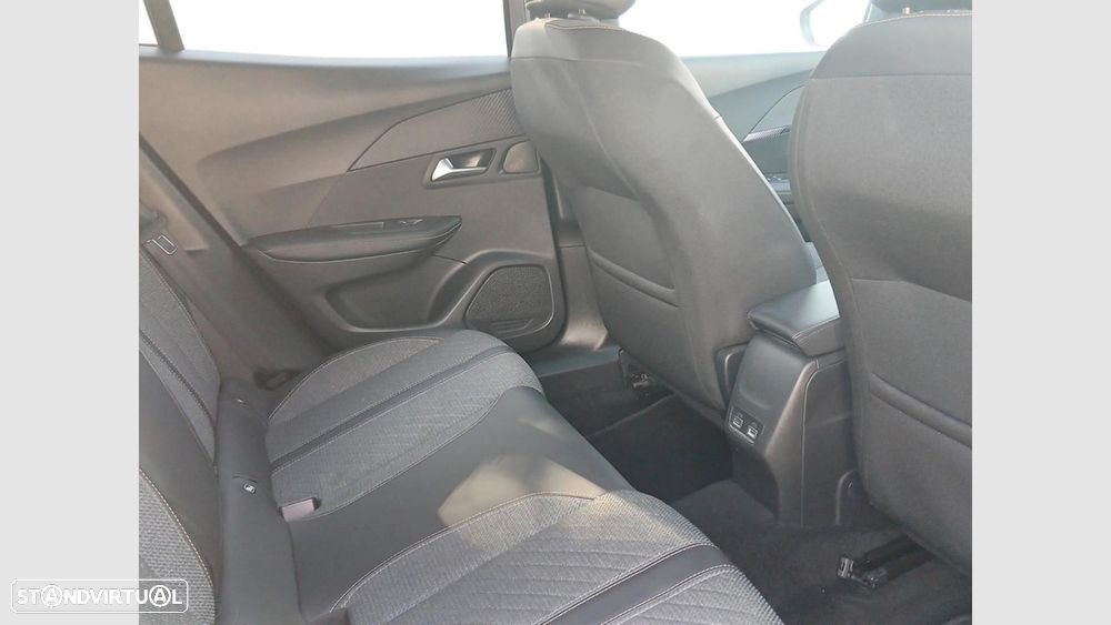 Peugeot 2008 - 17
