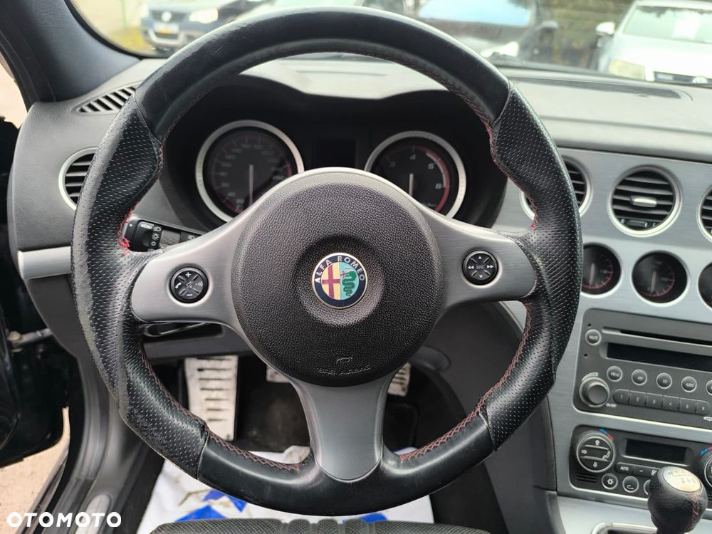 Alfa Romeo 159 1.9JTDM ti - 9