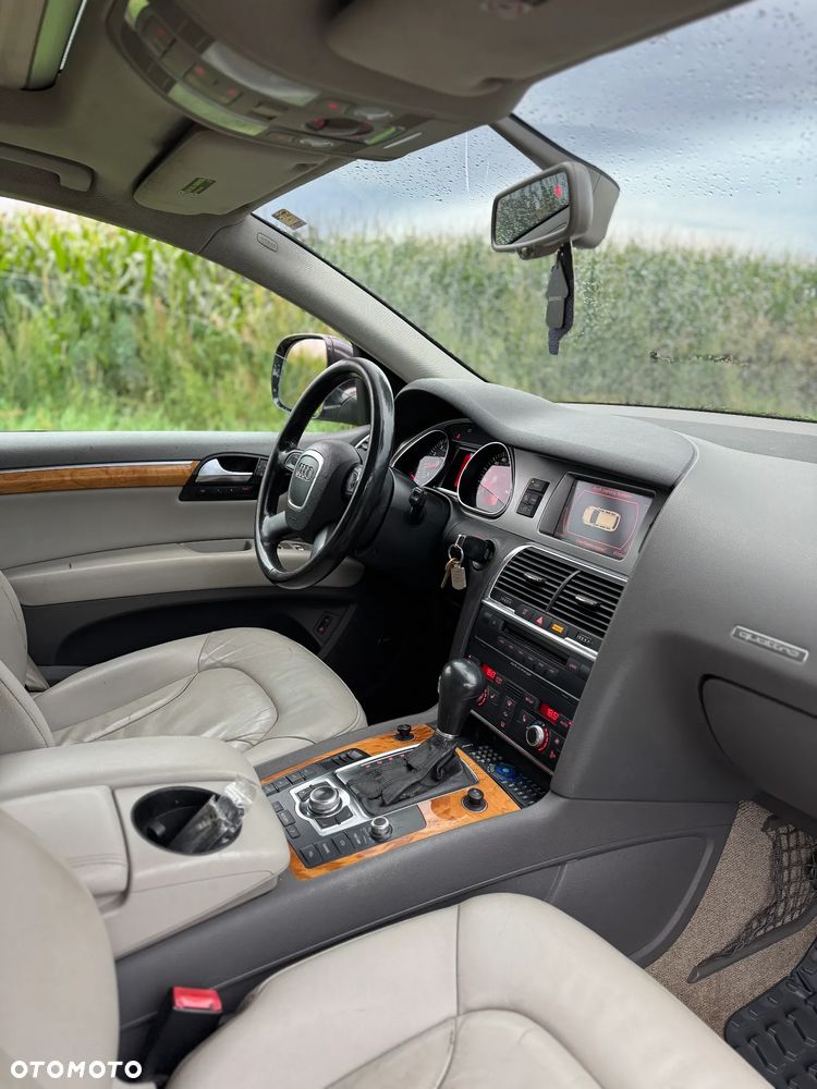 Audi Q7 4.2 FSI Quattro Tiptronic - 14