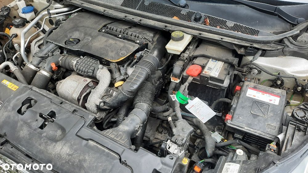 Peugeot 308 1.6 BlueHDi Active S&S - 21