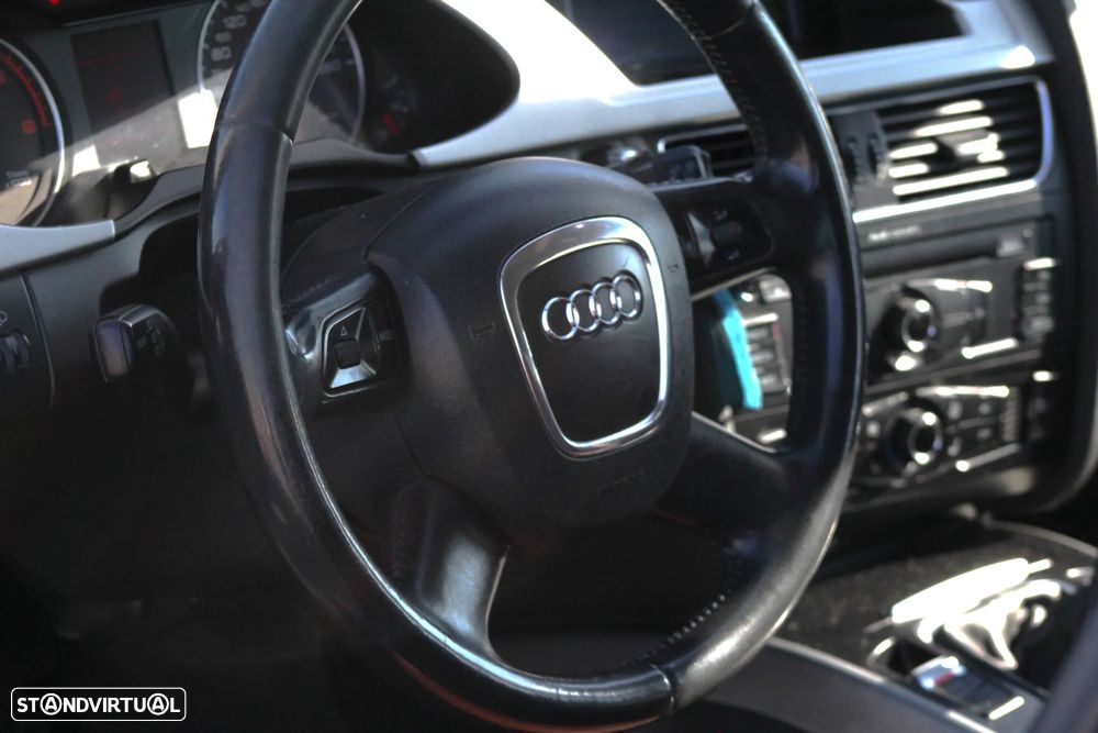 Audi A4 Avant 2.0 TDI exclusive - 21