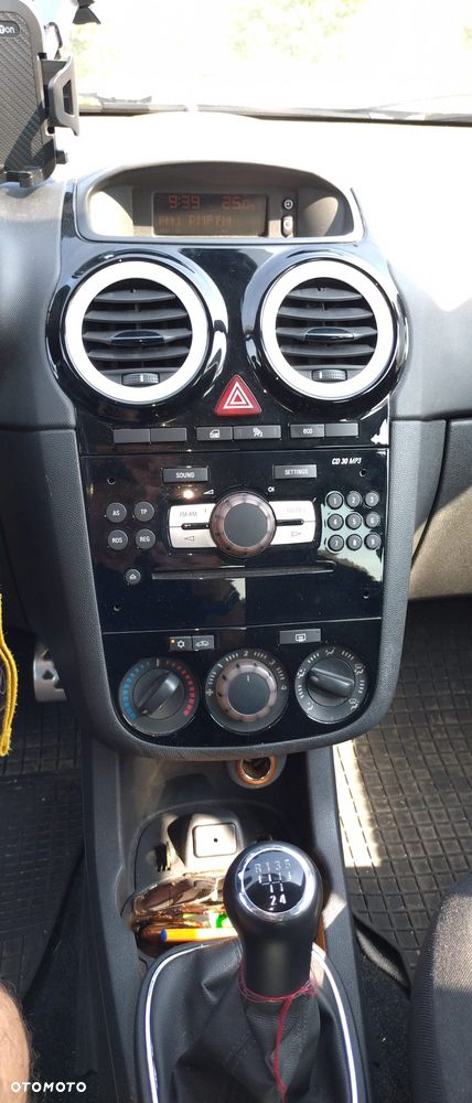 Opel Corsa - 9