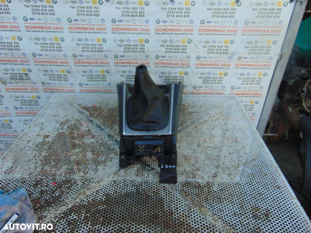 Consola Schimbator Mitsubishi L200 trim ornament husa schimbator L200 - 1
