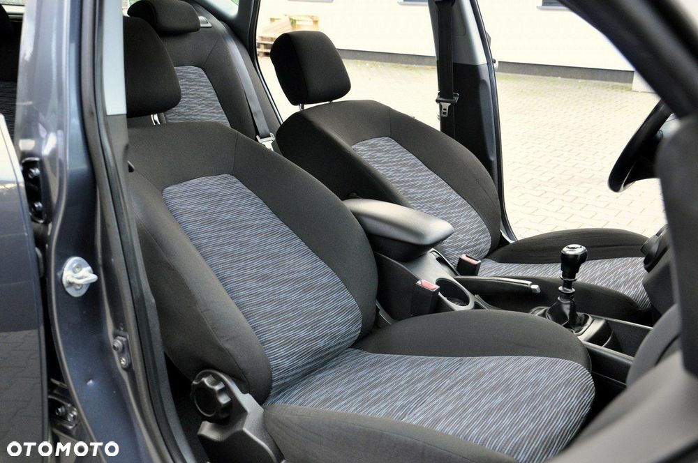 Kia Ceed 1.4 CVVT SW EX - 35