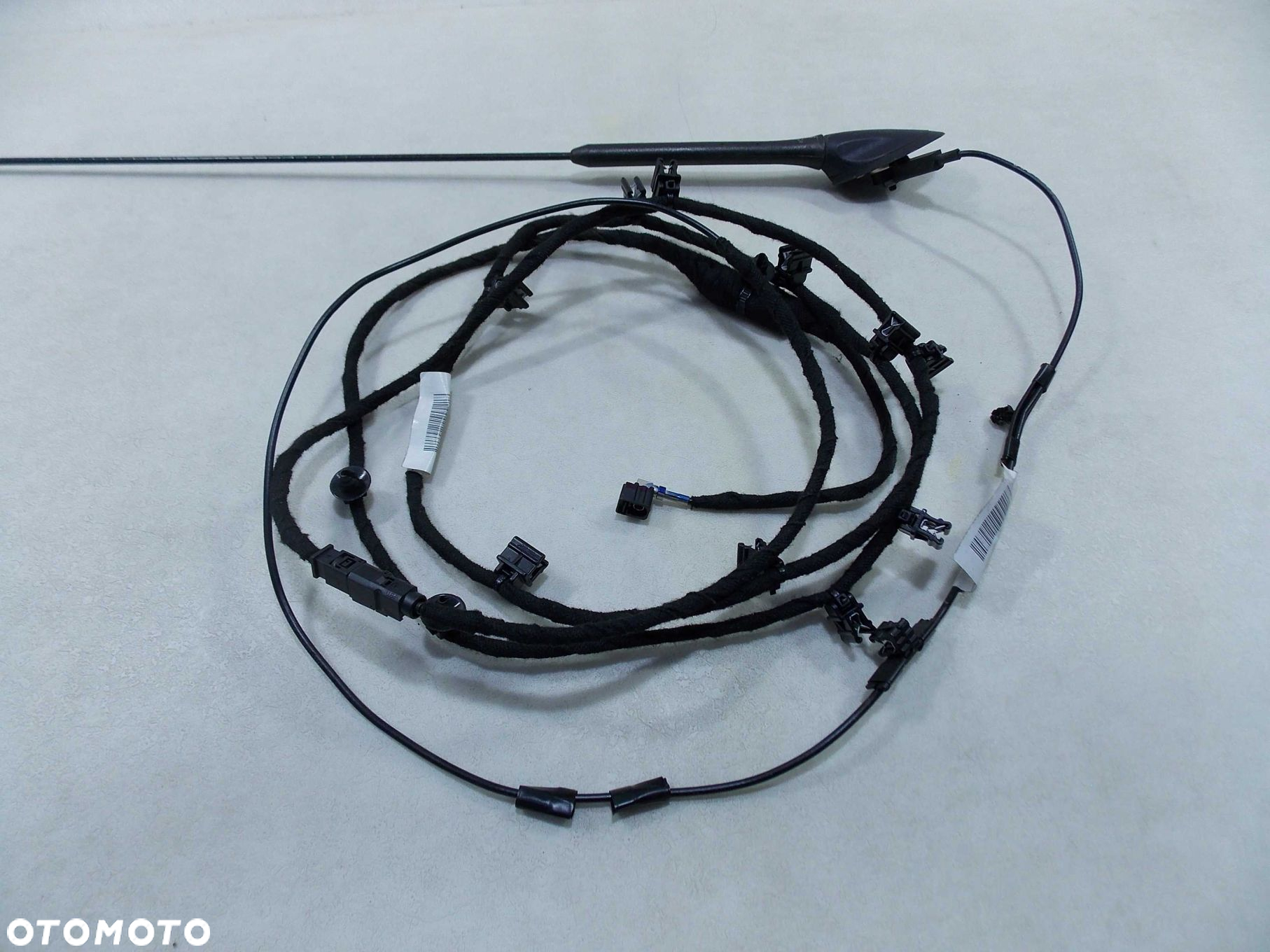 FORD TRANSIT CUSTOM 13- ANTENA DACHOWA AV1T-18828-AA BK2T-18812-DB - 2