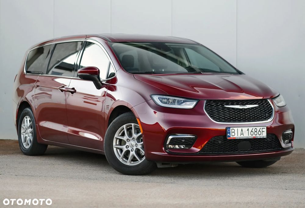 Chrysler Pacifica - 3