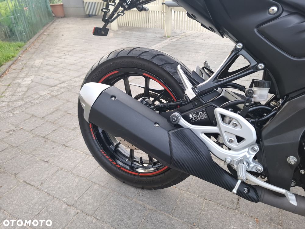 Yamaha MT - 7