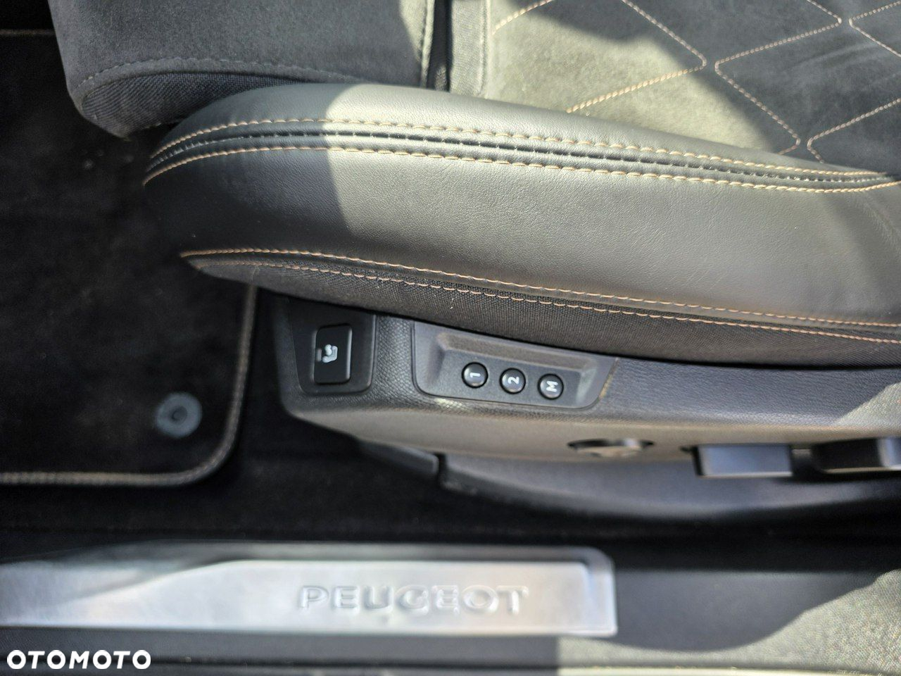 Peugeot 5008 BlueHDI 180 EAT6 GT - 3