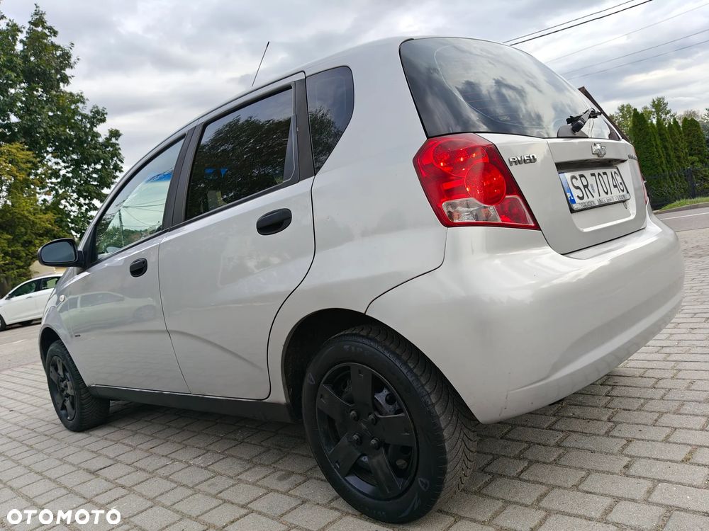 Chevrolet Aveo 1.2 SE / Plus - 32