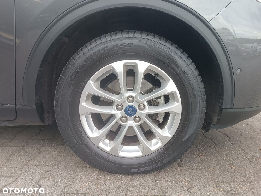 Ford Kuga 1.5 EcoBoost FWD Titanium - 36
