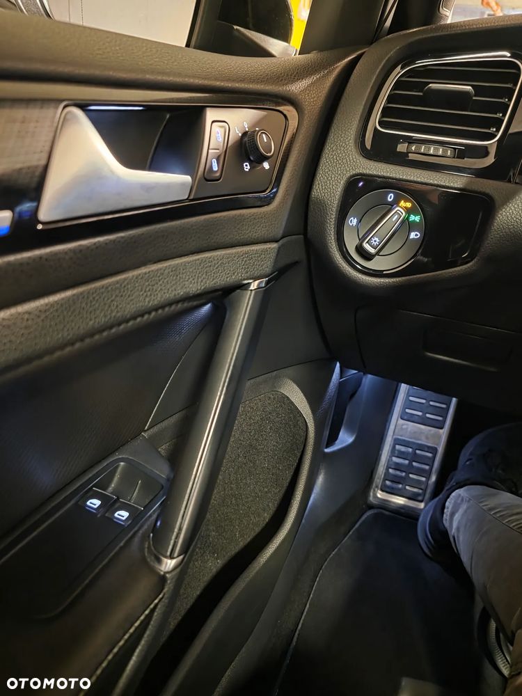 Volkswagen Golf - 12