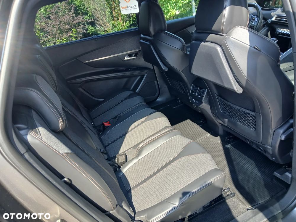 Peugeot 5008 - 14