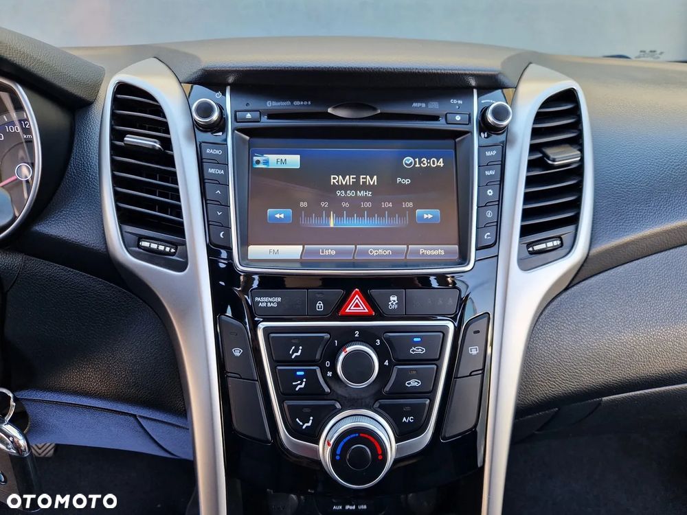 Hyundai i30 blue 1.4 Classic Navigation - 17
