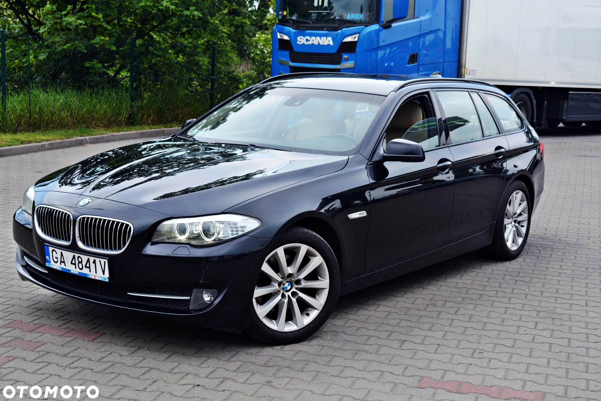 BMW Seria 5 520d Touring - 8
