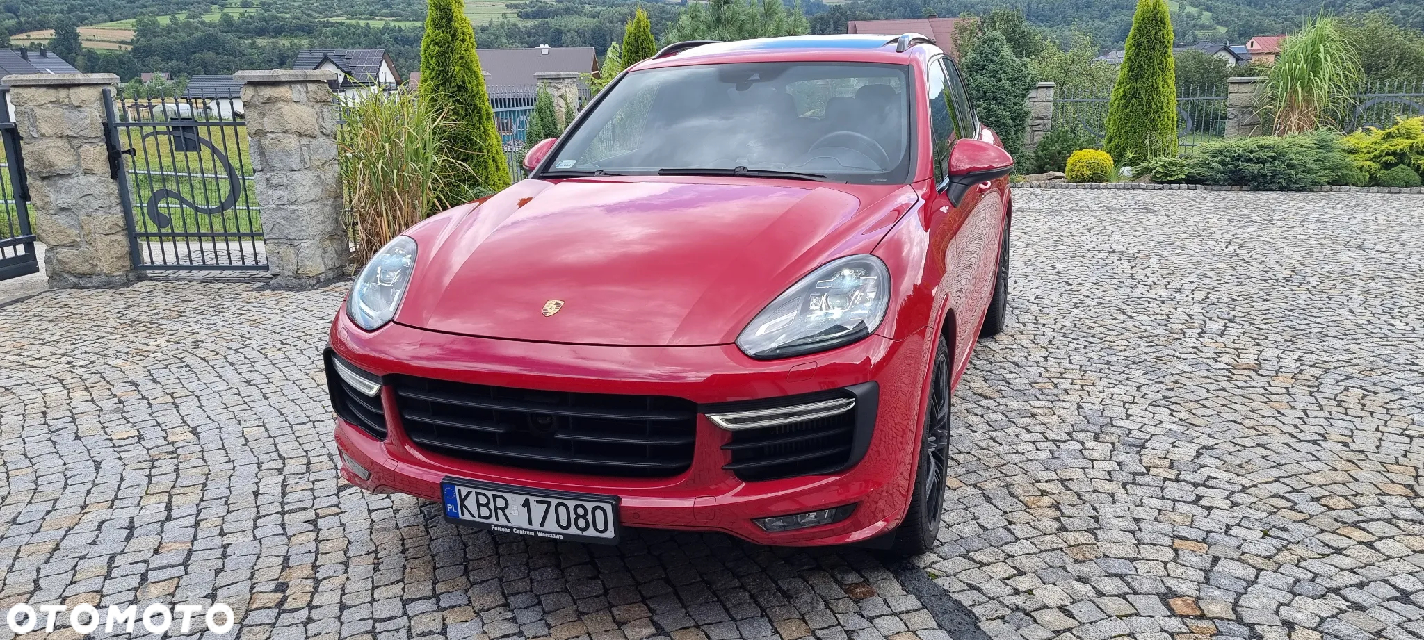 Porsche Cayenne GTS - 4