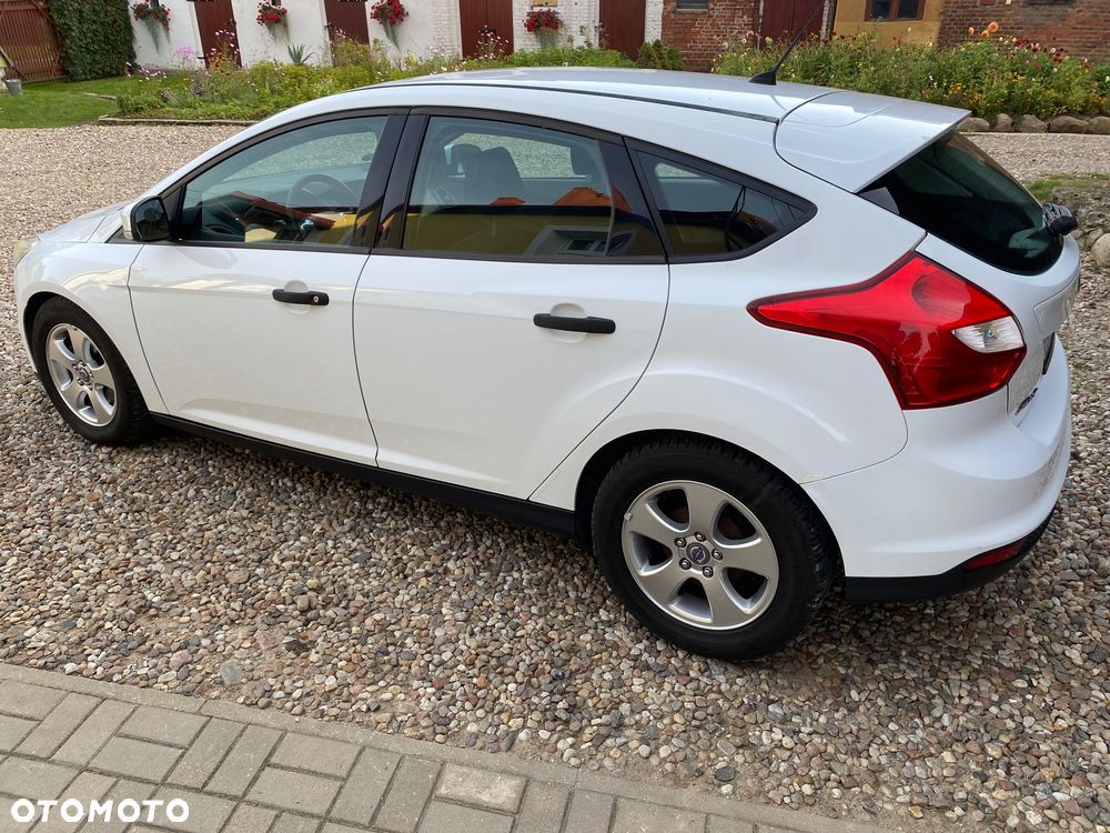 Ford Focus 1.6 TDCi Ambiente - 4