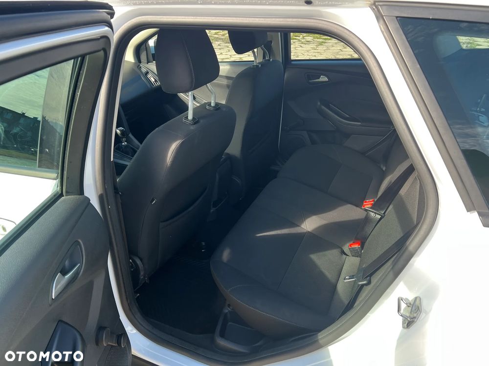 Ford Focus - 11