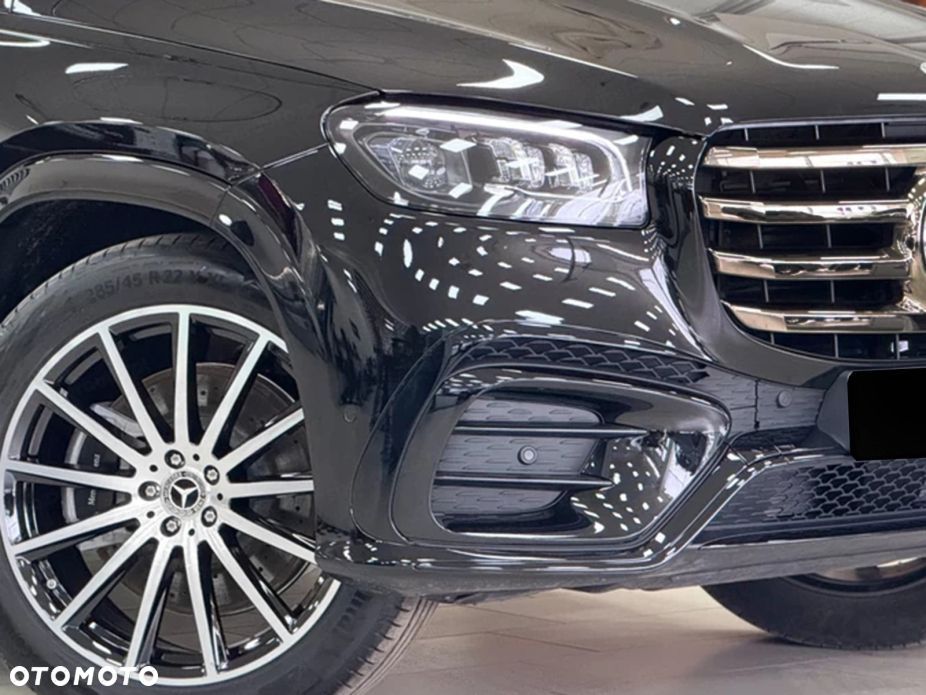Mercedes-Benz GLS - 14