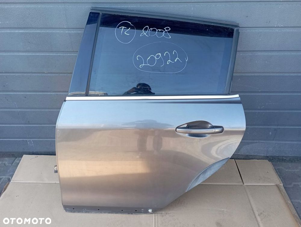 PEUGEOT 2008 LIFT DRZWI LEWE TYŁ TYLNE EUROPA - 1