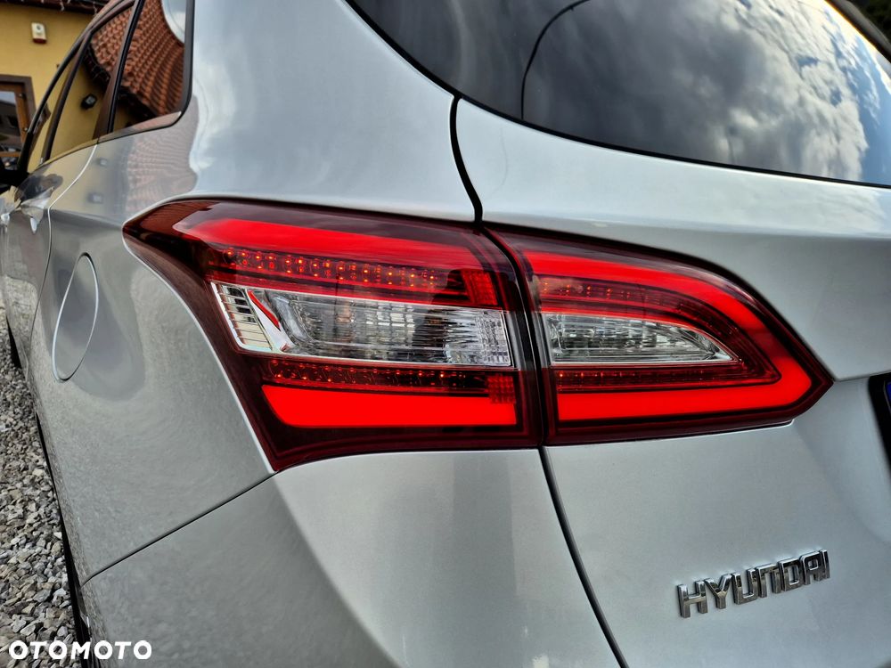 Hyundai i30 blue Kombi 1.6 GDi Passion - 8