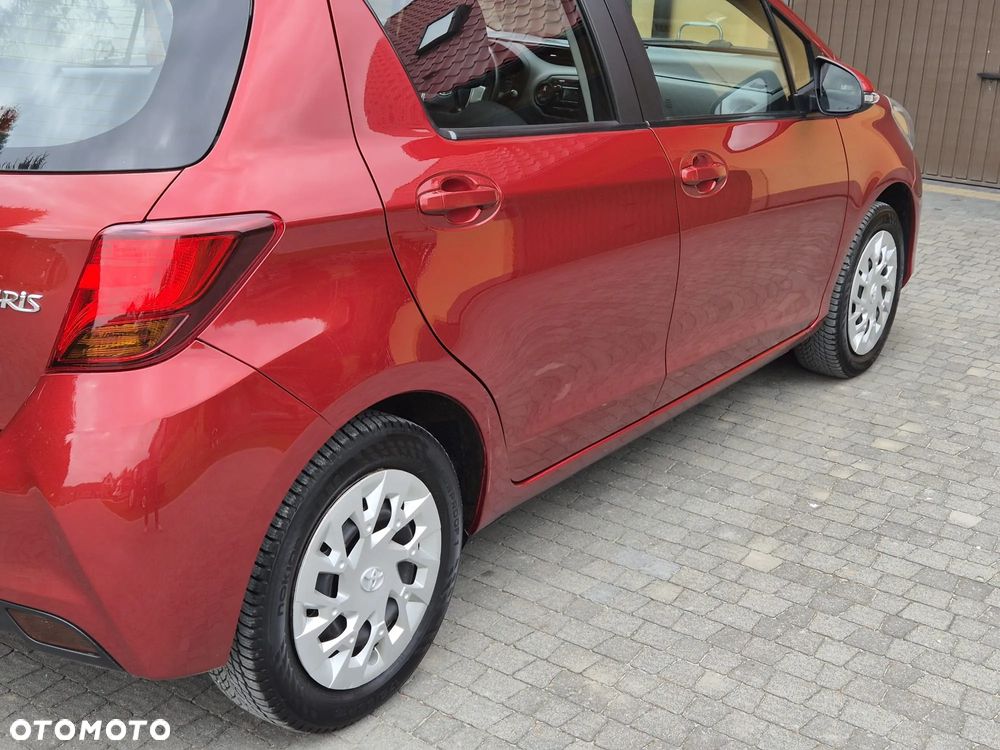 Toyota Yaris - 16