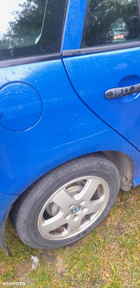 Skoda Fabia 1.4 16V Active - 21