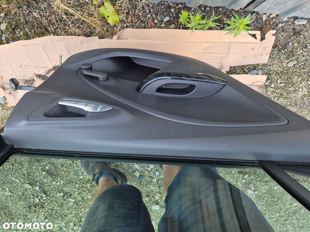 DRZWI LEWY TYŁ OPEL CORSA E   5 Drzwi    Uszkodzone - 15