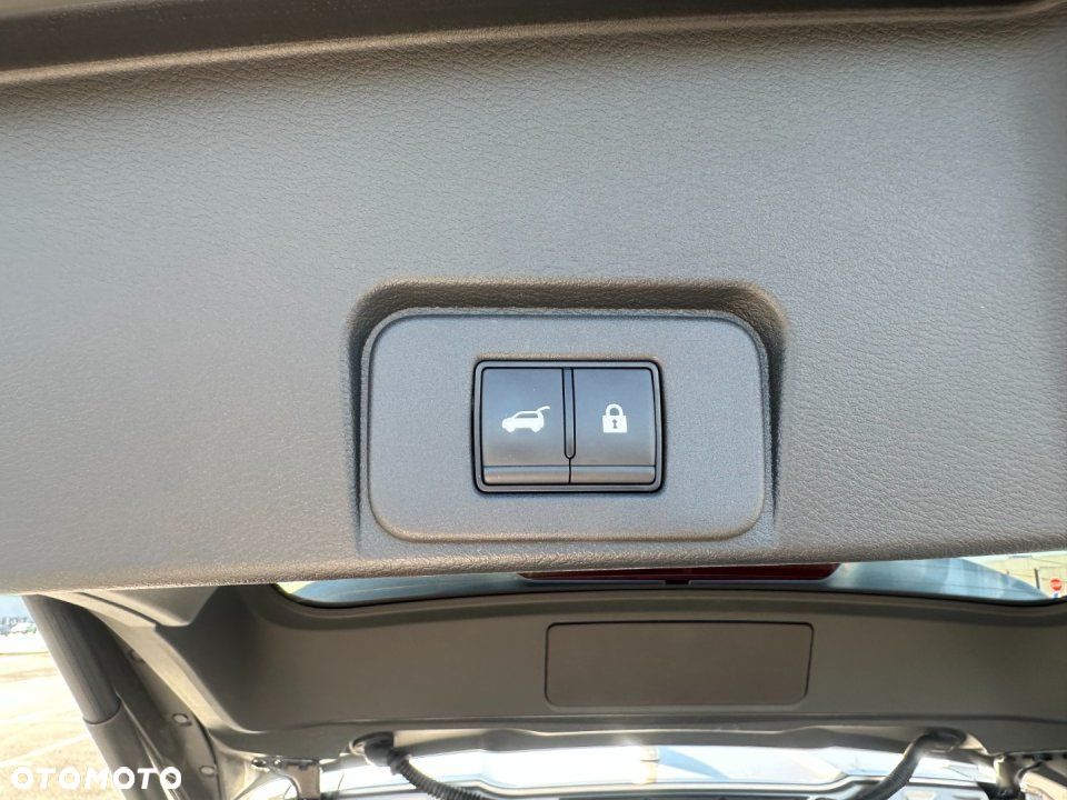 Nissan X-Trail - 11