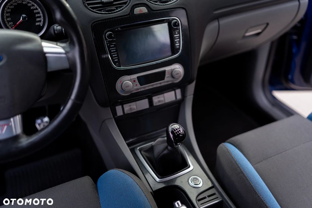 Ford Focus - 25