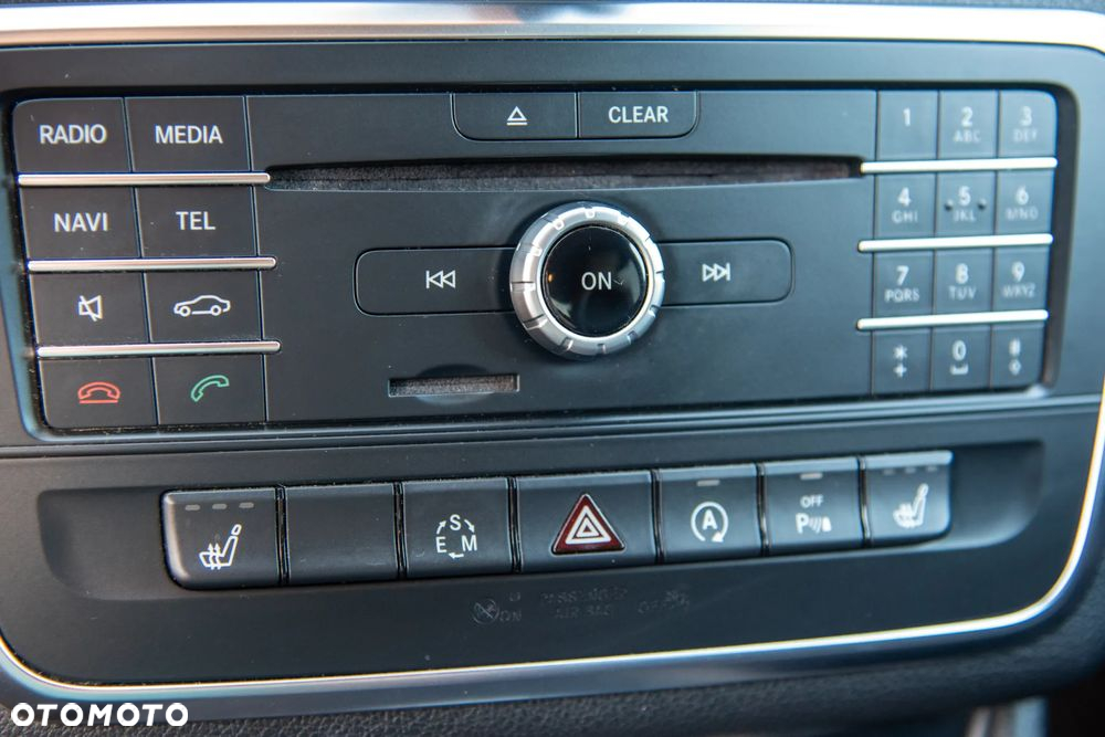 Mercedes-Benz CLA 250 4Matic 7G-DCT AMG Line - 34