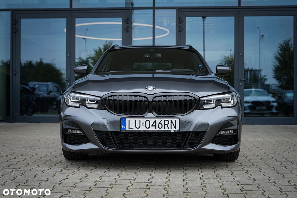 BMW Seria 3 330i M Sport sport - 3