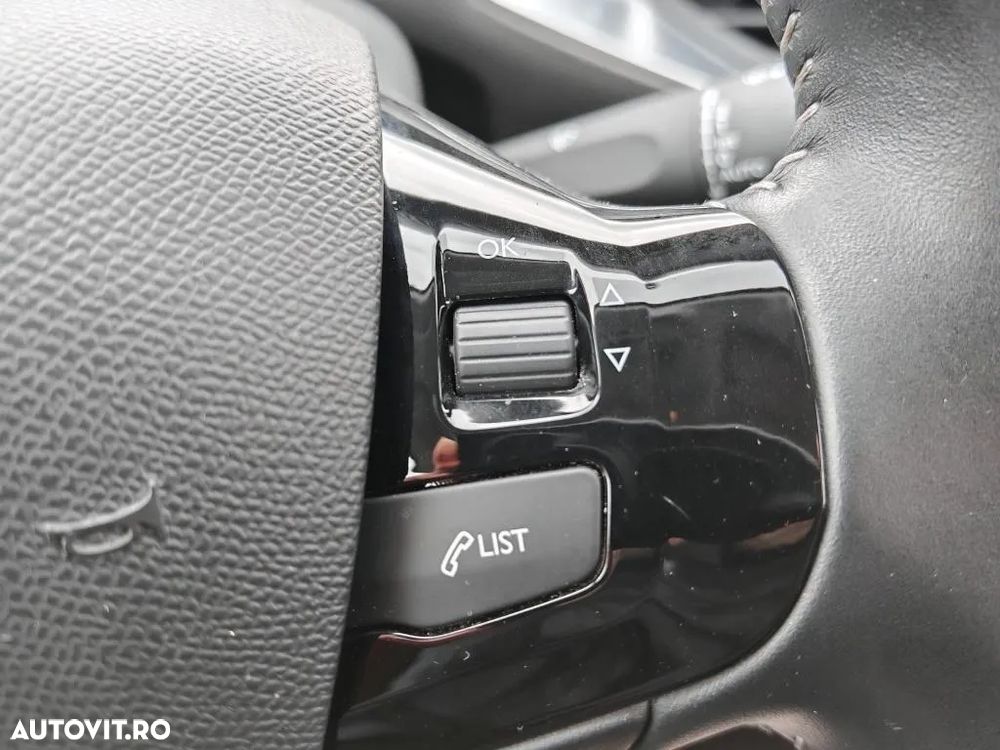 Peugeot 308 1.2L PureTech 130 S&S EAT8 GT - 20